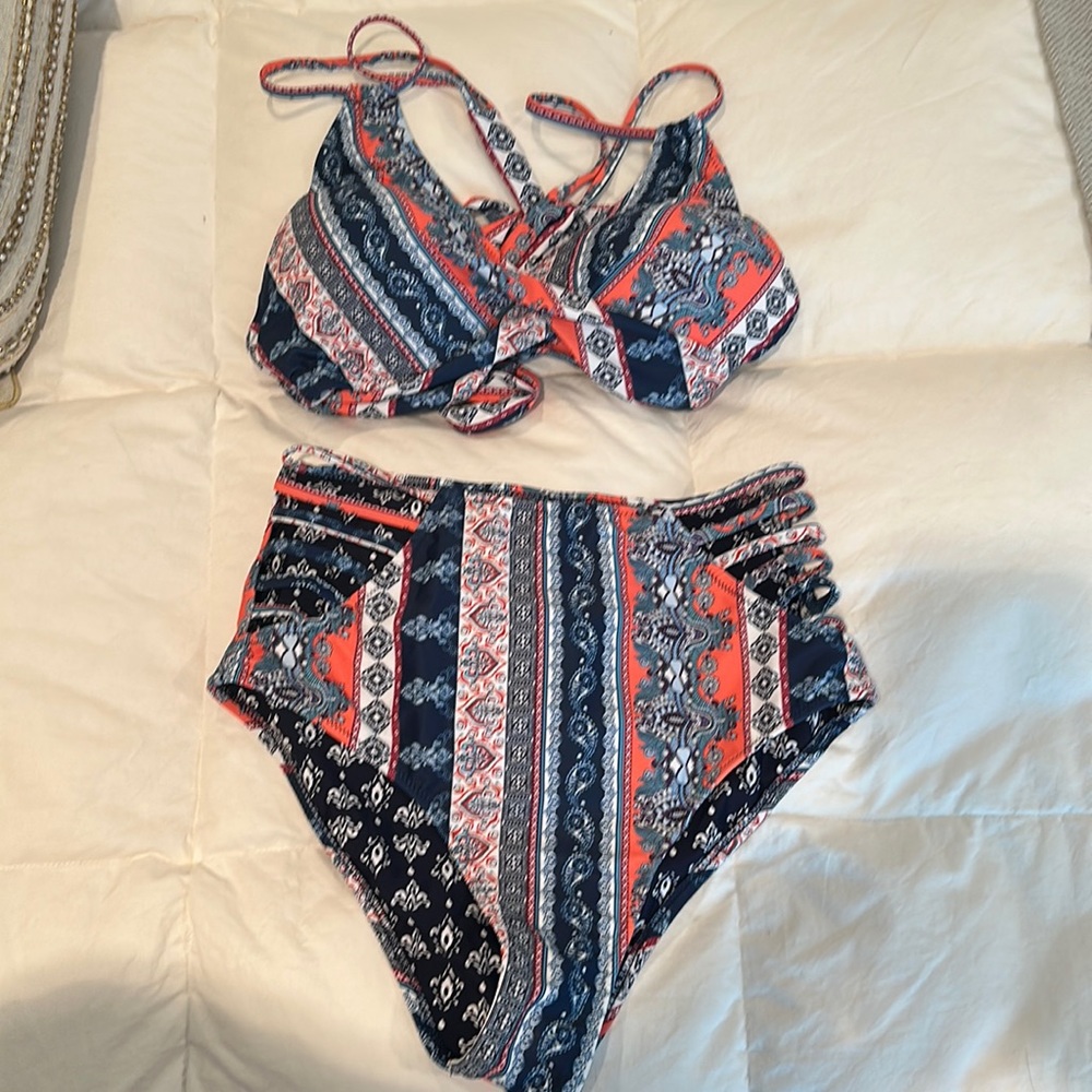 Bathing suit